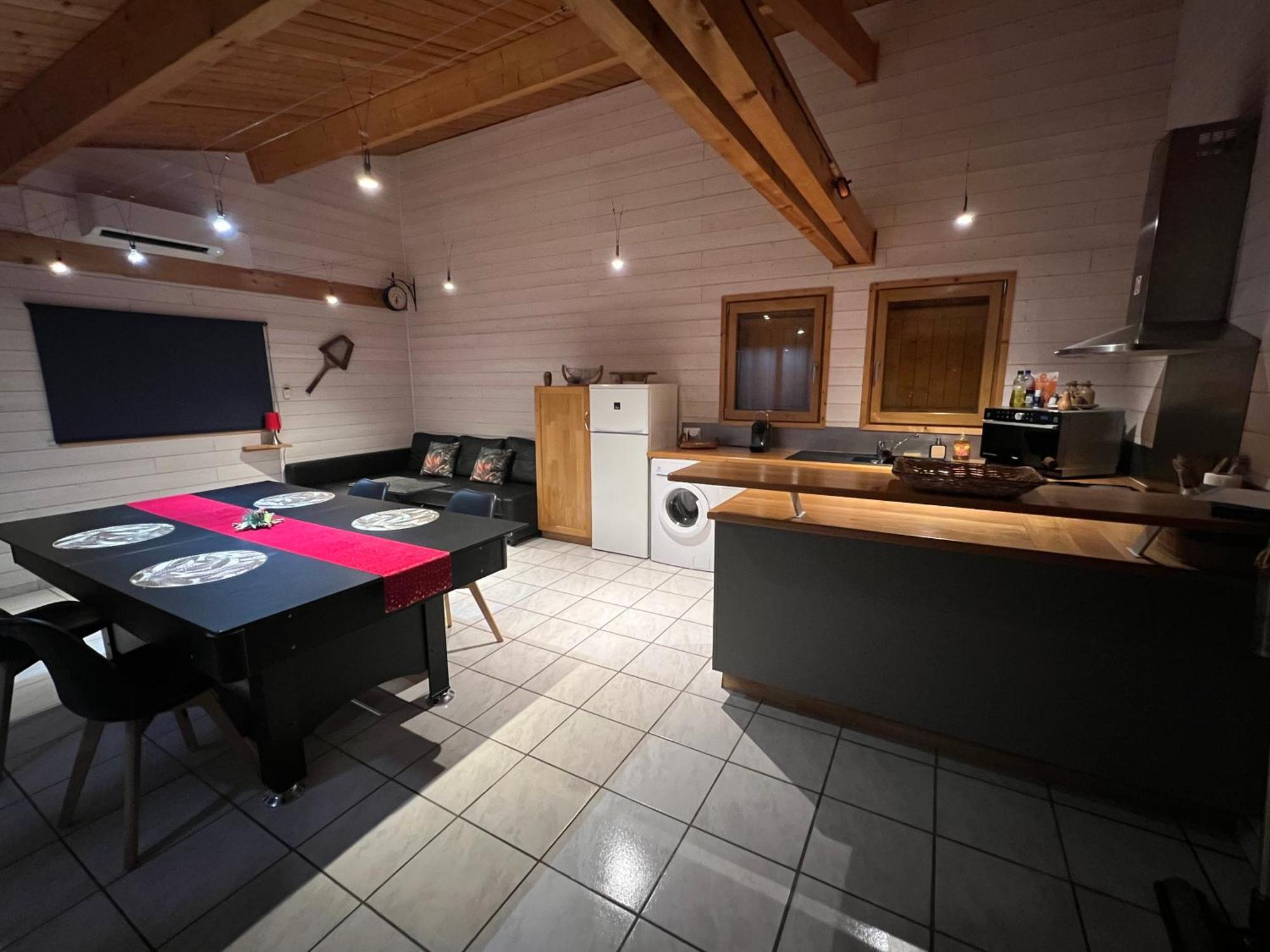Chalet Des Anges Youx Екстериор снимка